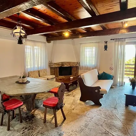Scenic Coastal Getaway Πόρτο Λάφια